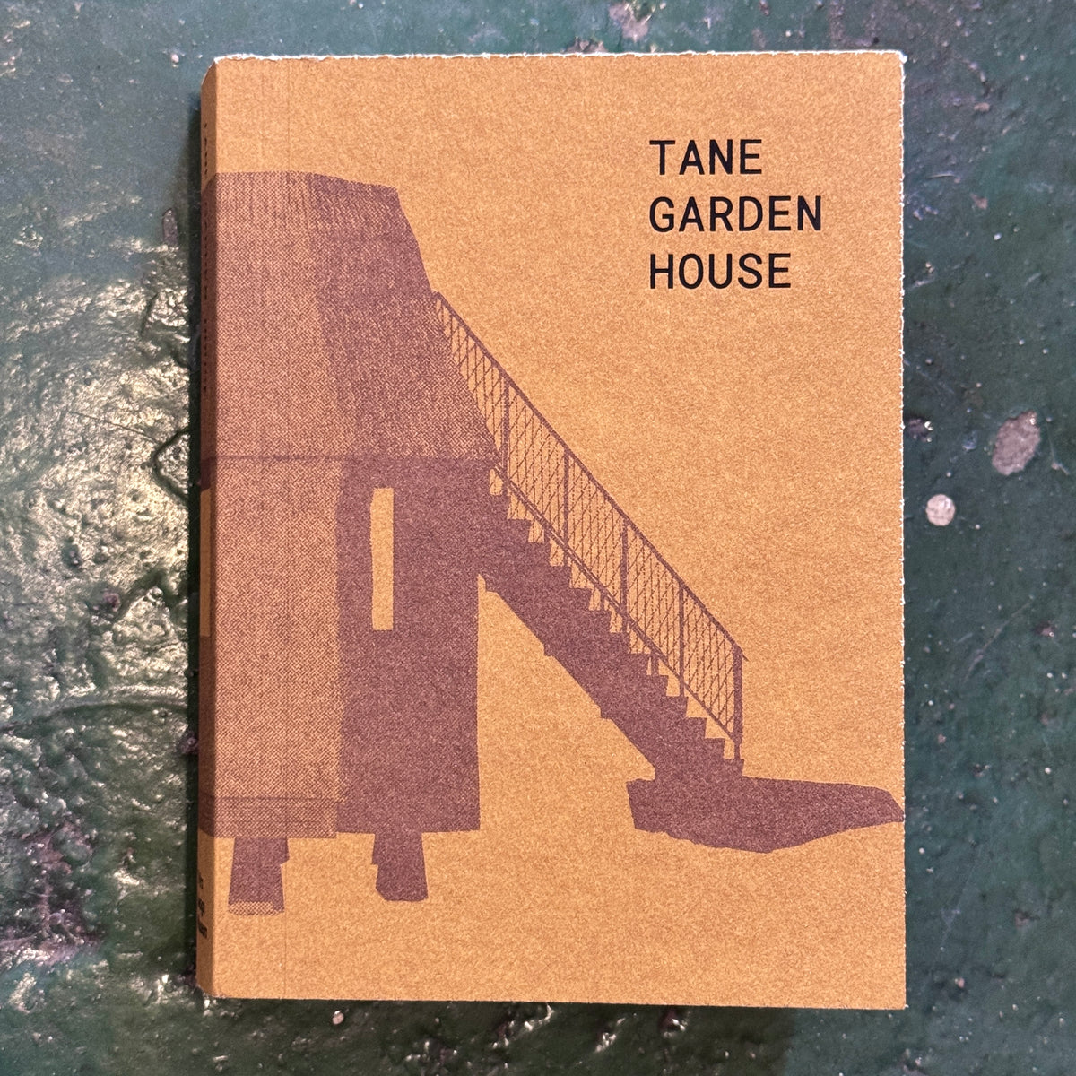 TANE GARDEN HOUSE