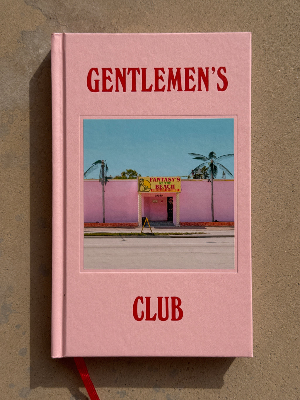 GENTLEMEN'S CLUB