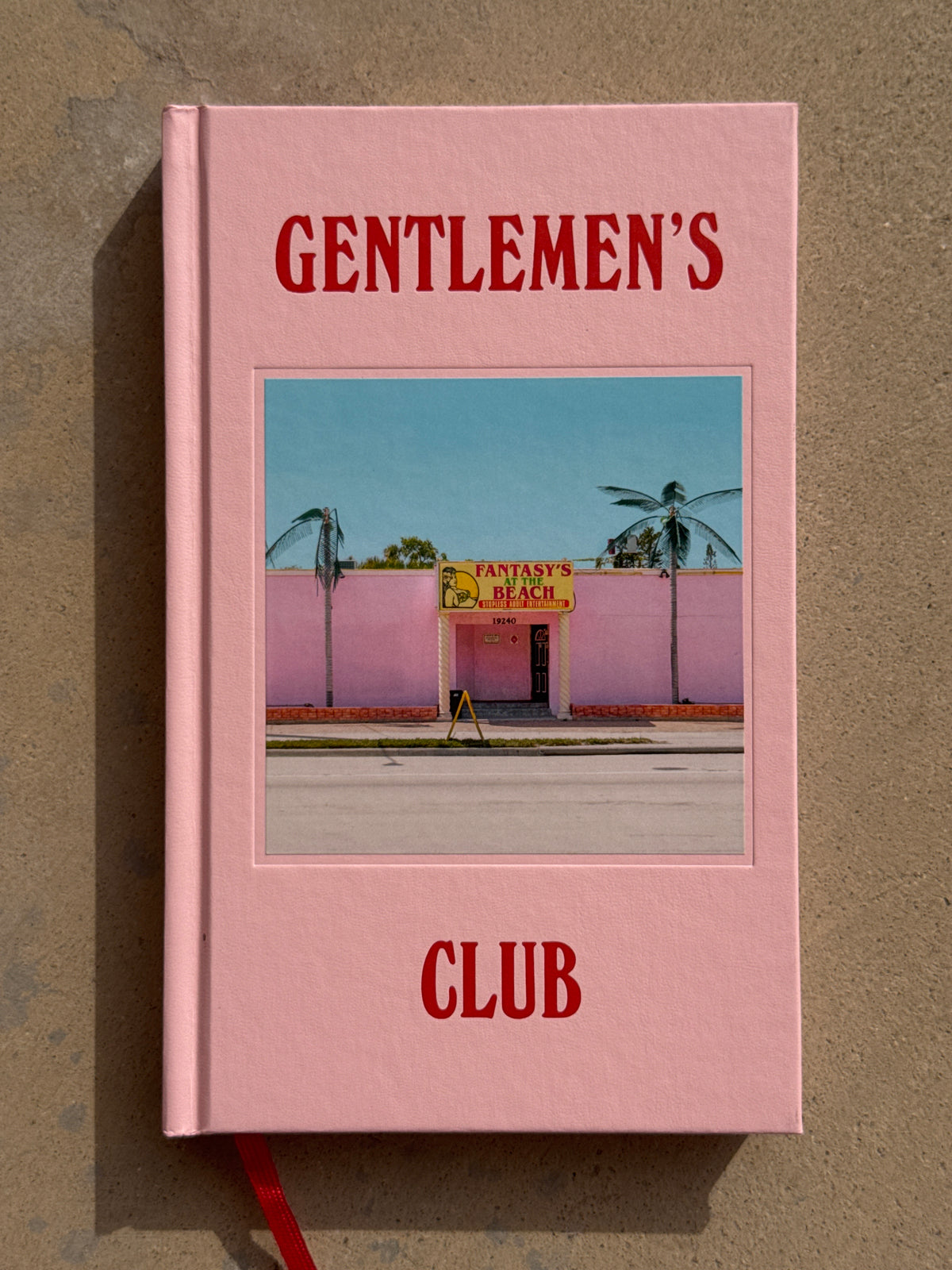 GENTLEMEN'S CLUB